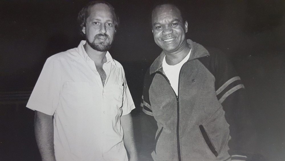 Gutierrez and Walter Fauntroy pose for a photo